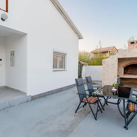 Angels Retreat By Interhome ماسلينتسا
